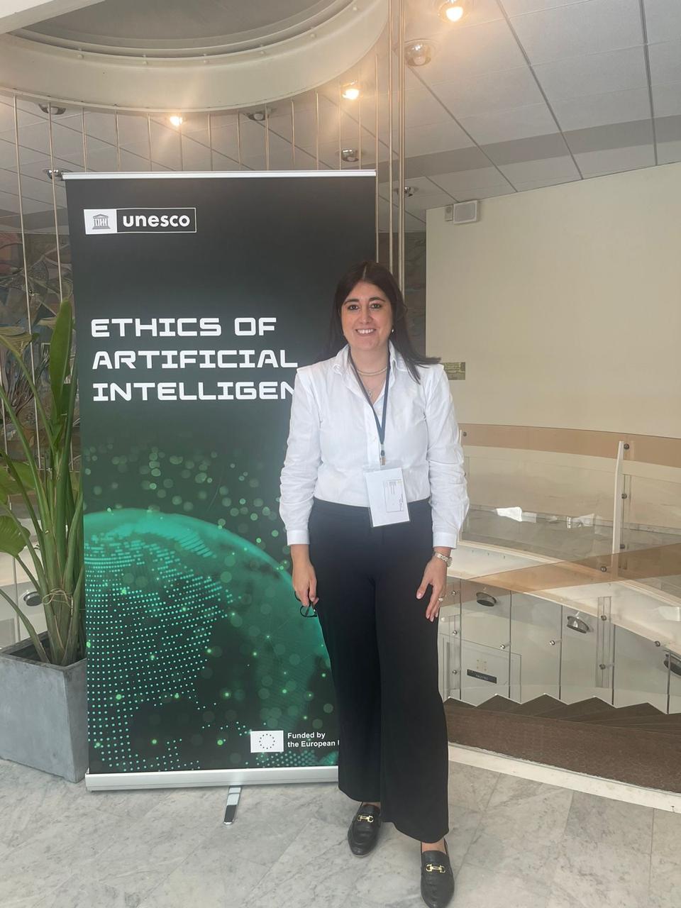 Romina Garrido dicta taller en UNESCO